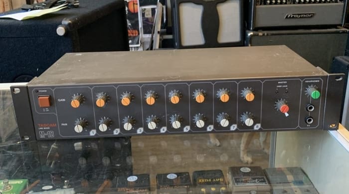 Tascam M-1B