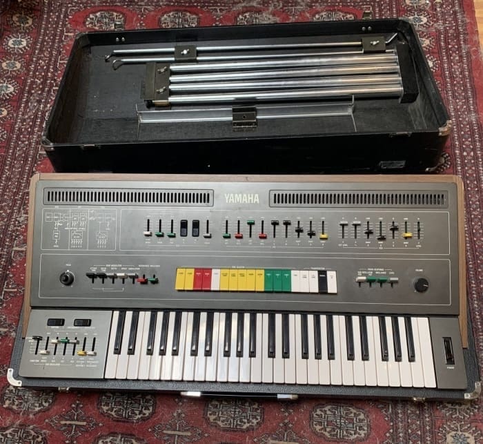 Yamaha CS-50
