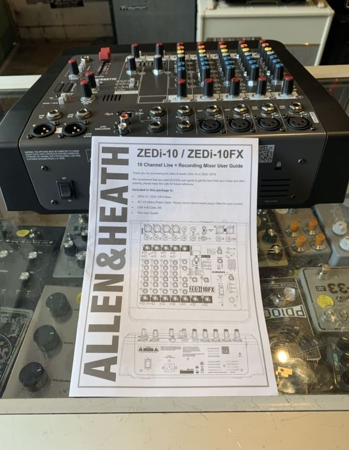 Allen & Heath ZEDi10 - Image 5