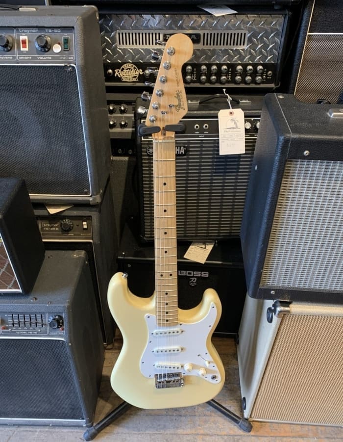 1983 USA Fender Stratocaster