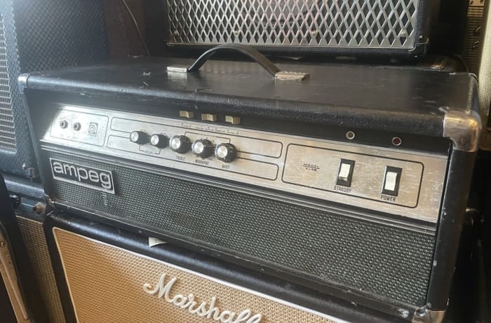 80s Ampeg V4B