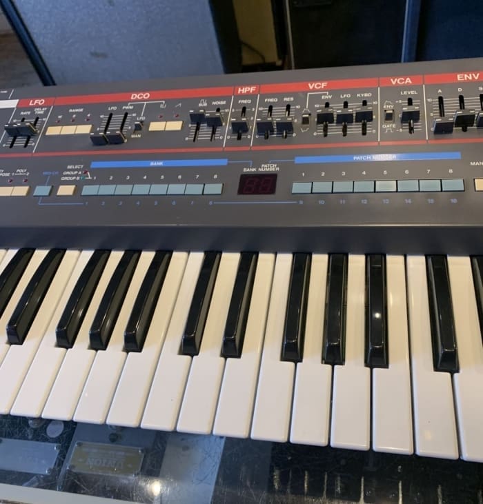 Roland Juno-106 - Image 4