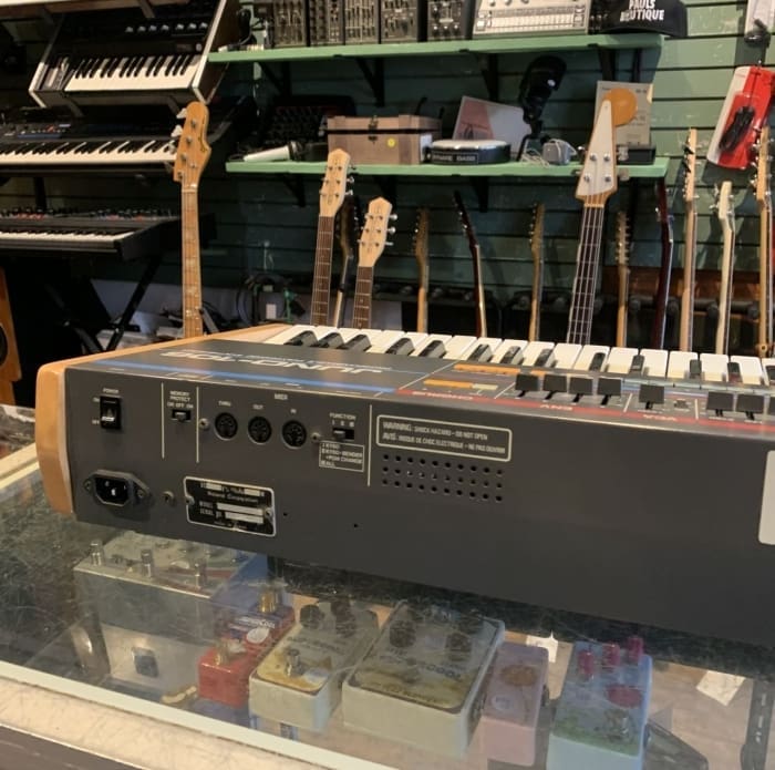 Roland Juno-106 - Image 9