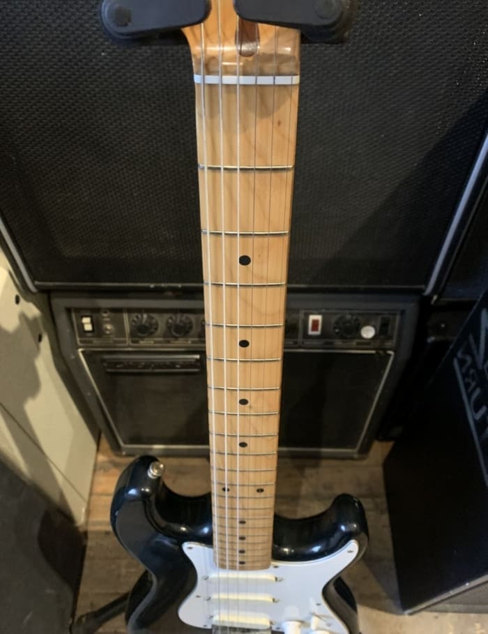 83/84 Squier Bullet - Image 3