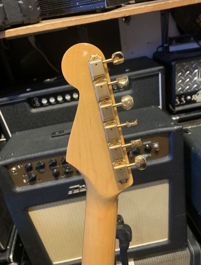 Fender Traditional 60s Stratocaster - Image 7