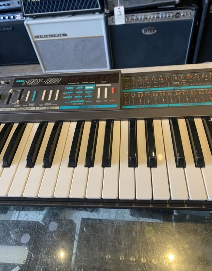 Korg Poly-800 - Image 3