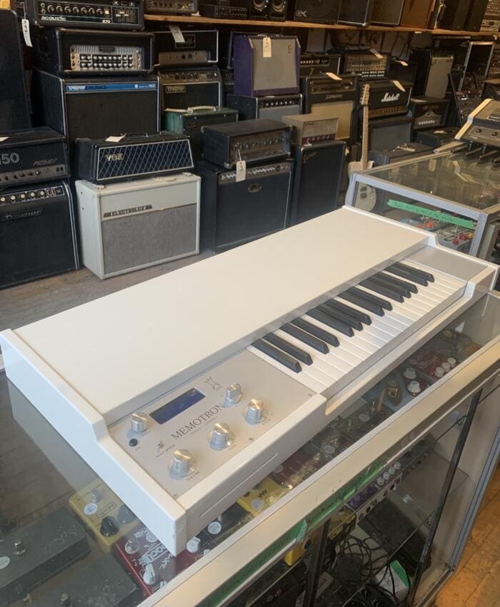 Manikin Electronics Memotron