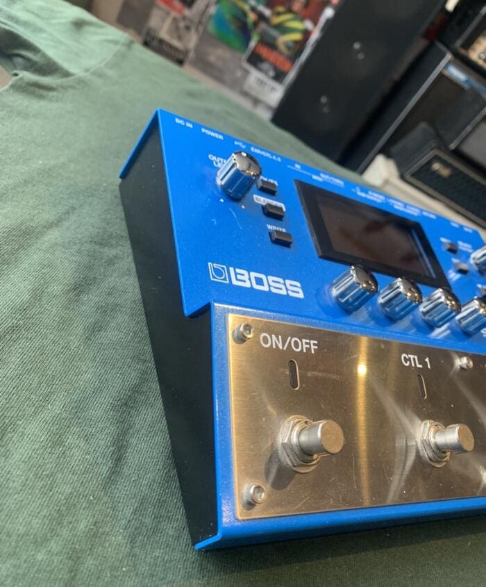 Boss SY-300 - Image 2