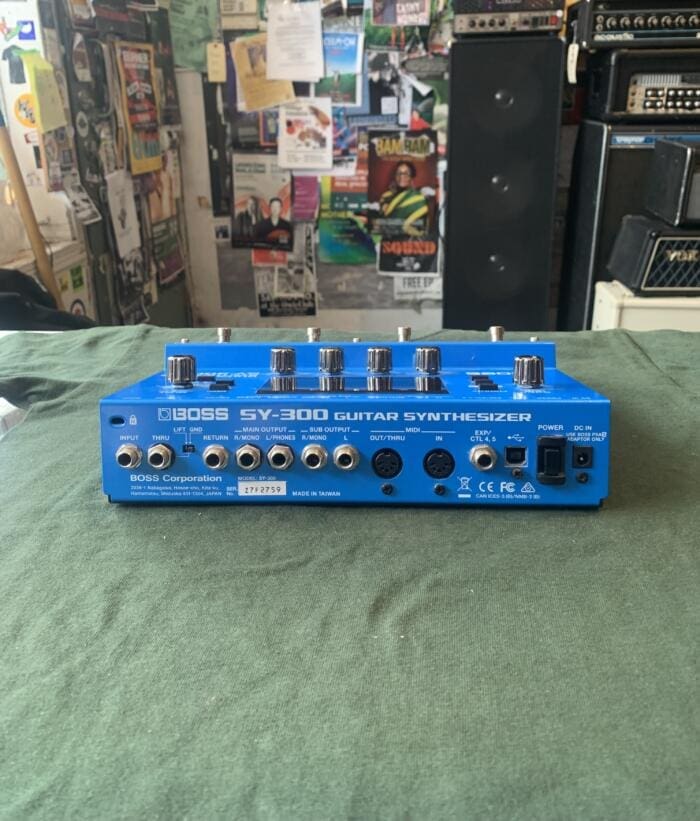 Boss SY-300 - Image 4