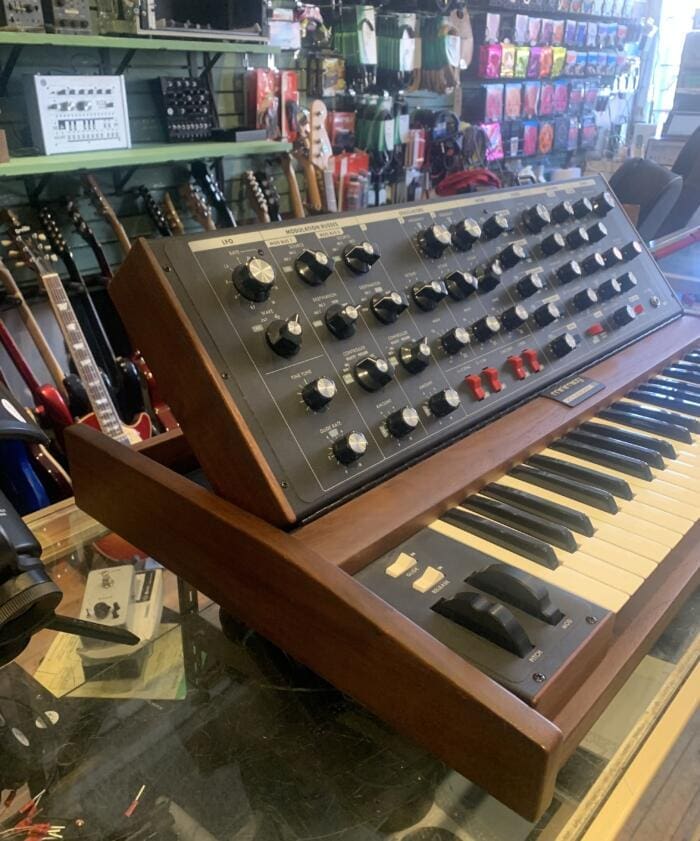 Moog Minimoog Voyager OS - Image 3
