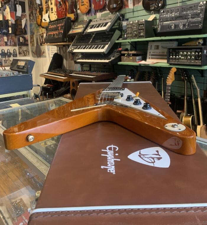 Epiphone Joe Bonamassa Amos ‘58 Korina Flying V - Image 12