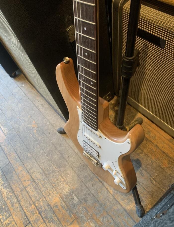 Yamaha Pacifica - Image 5