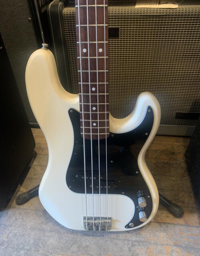 Fender PB-70-70US - Image 4