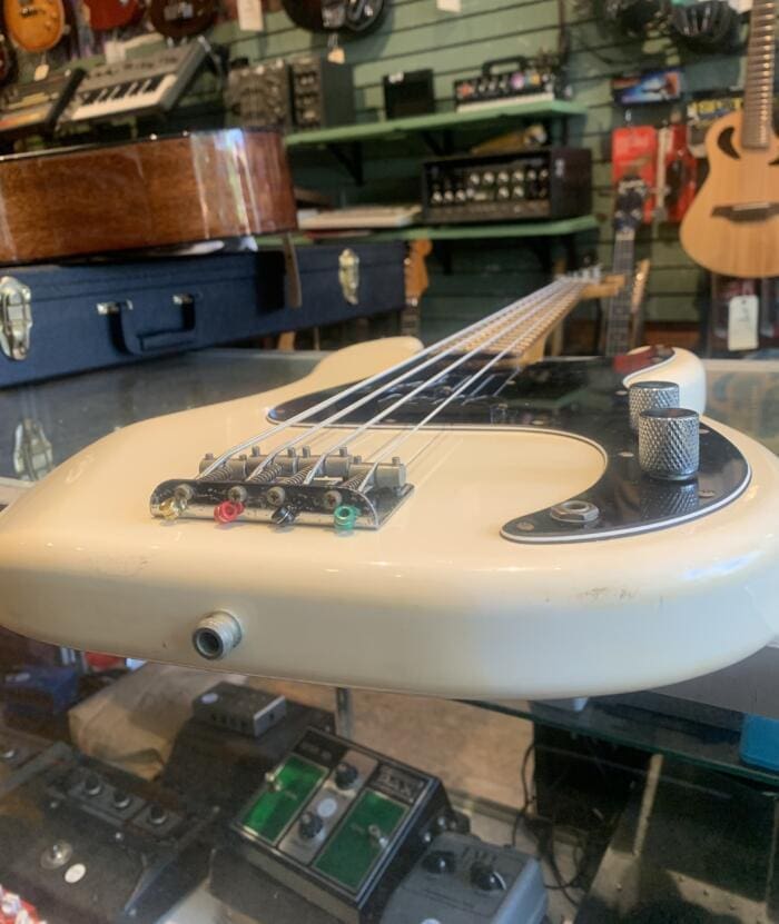 Fender PB-70-70US - Image 9