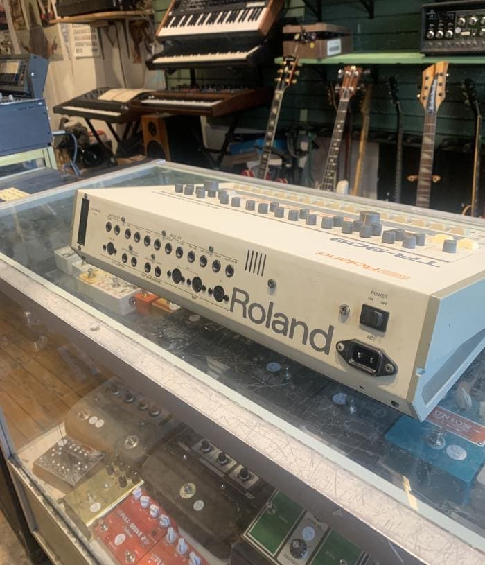 Roland TR-909 - Image 4